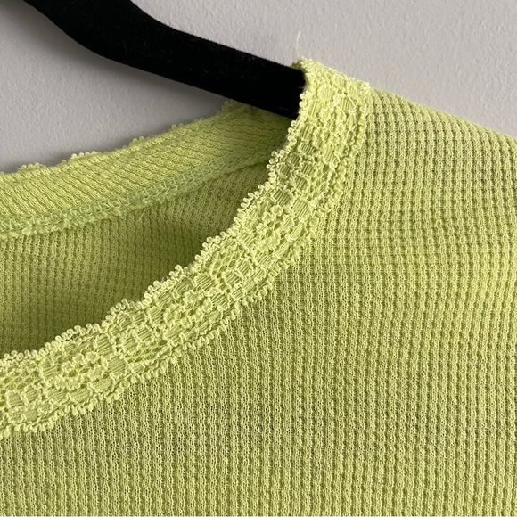 American Eagle AE lime green long sleeve waffle knit top, size S - Picture 4 of 5